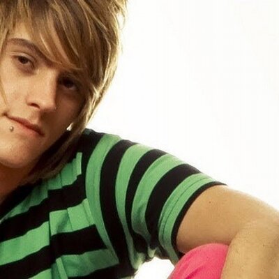 Profile Picture of Tatiana *-* (@kimbely592) on Twitter