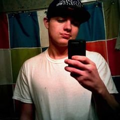 Profile Picture of Steven Petticrew (@PettyWap217) on Twitter