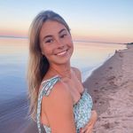 Profile Picture of Molly Henderson (@mollyhenderssonn) on Instagram