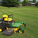 Profile Picture of Damon Thompson (@cdt.lawncare.llc) on Instagram