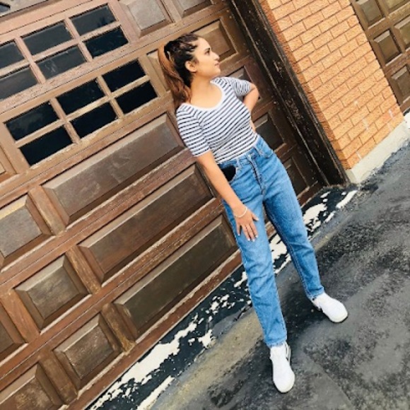 Amrit Kaur - Poshmark Profile Picture of Amrit Kaur (@amritkaur00666) on Poshmark