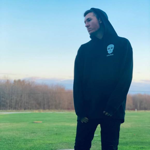 Profile Picture of Alex Vencill (@alexvencill) on Poshmark