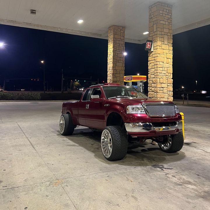 Profile Picture of Andrew Parkerson (@andrewparkerson) on Tiktok