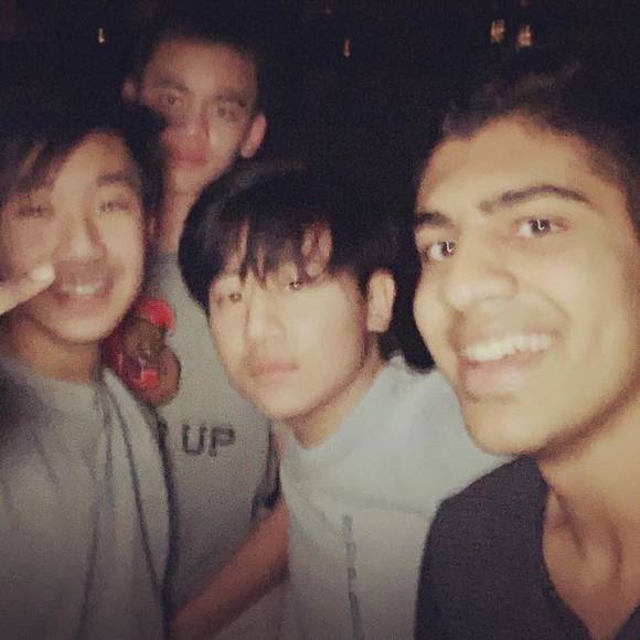 Profile Picture of Eugene Hong (@hongeugene0320) on Poshmark