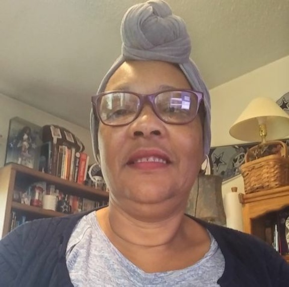 Profile Picture of Marilynn c Neal (@mrlyn8) on Poshmark