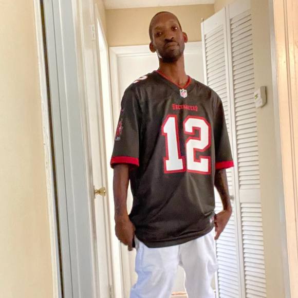 Profile Picture of Gerry Lilley (@gankstag) on Poshmark