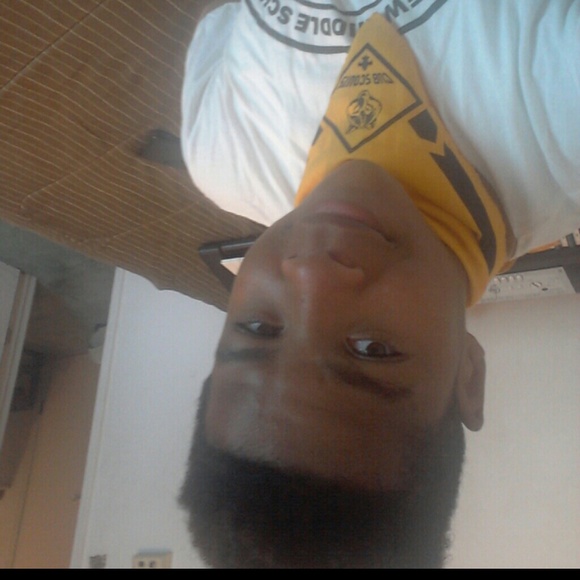 Profile Picture of Jarius Macklin (@jaymacklin) on Poshmark