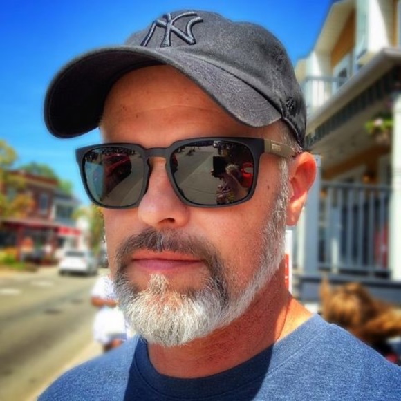 Profile Picture of Martin Jacques (@martinjacques6) on Poshmark