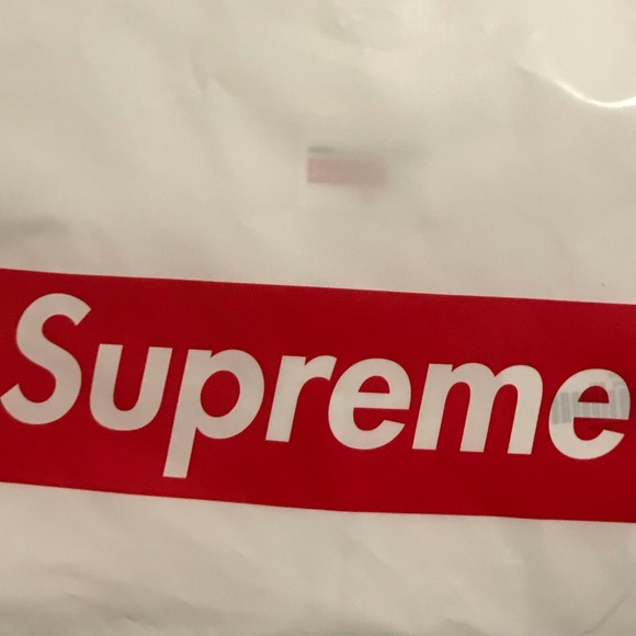 Profile Picture of Fern Hurtado (@isellstuff362) on Poshmark