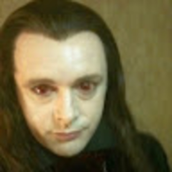 Profile Picture of Kaithlen Capili (@kaithlencapili) on Poshmark