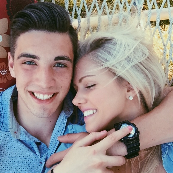 Profile Picture of Danny Smith (@dannysmith23) on Poshmark