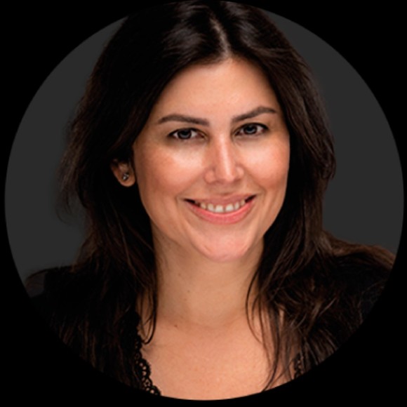 Profile Picture of Laura Barry (@libarry) on Poshmark