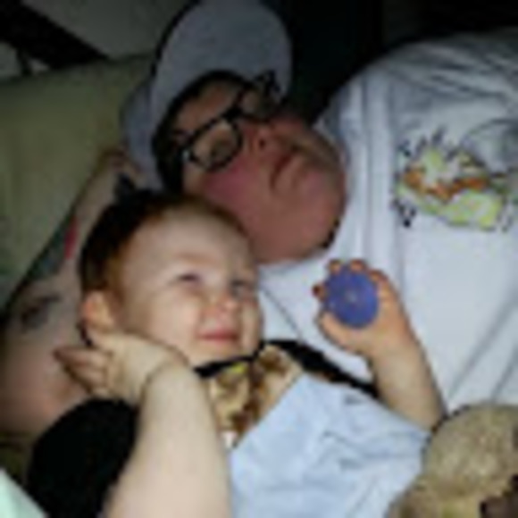 Profile Picture of Angelina Mingrone (@mingrone60) on Poshmark