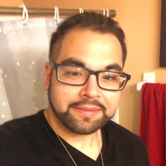 Profile Picture of Steven Morales (@stevendz1) on Poshmark
