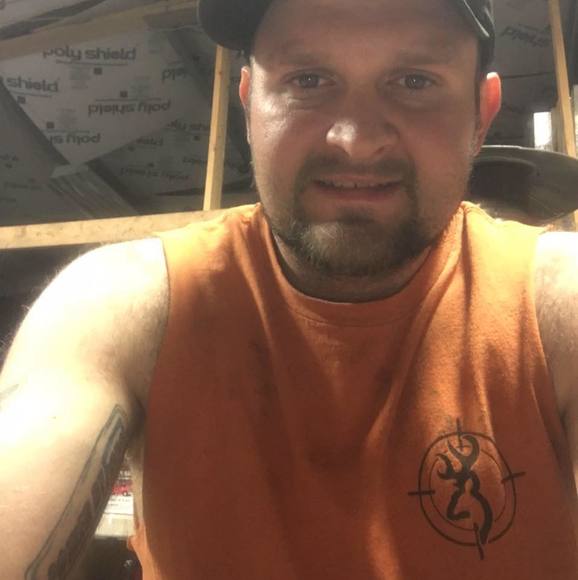Profile Picture of Michael Whipkey (@michaelwhipkey) on Poshmark