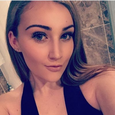 Profile Picture of Rebecca Jane Beale (@Rebecca_beale98) on Twitter