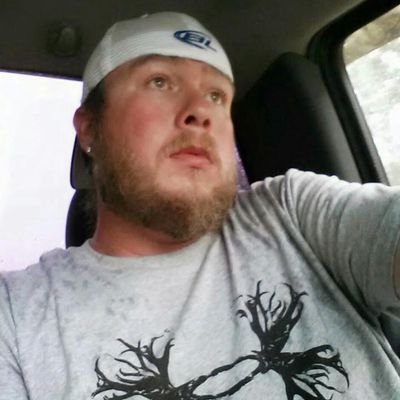 Profile Picture of Mike Vanderford (@bigmike29321) on Twitter