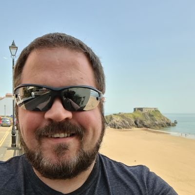 Profile Picture of Paul C Robinson (@paulkitching) on Twitter