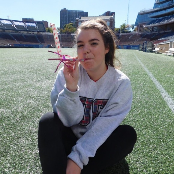 Profile Picture of Madi Mullinger (@madimullinger) on Poshmark