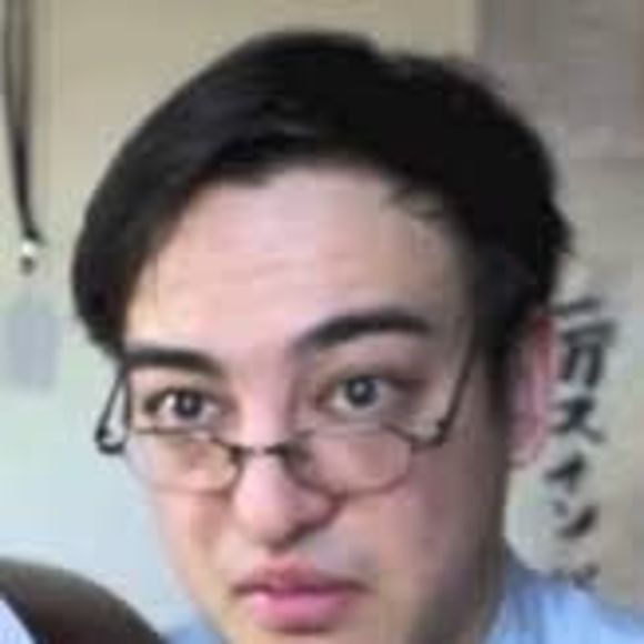 Profile Picture of Lucius Lee (@lucius_lee) on Poshmark