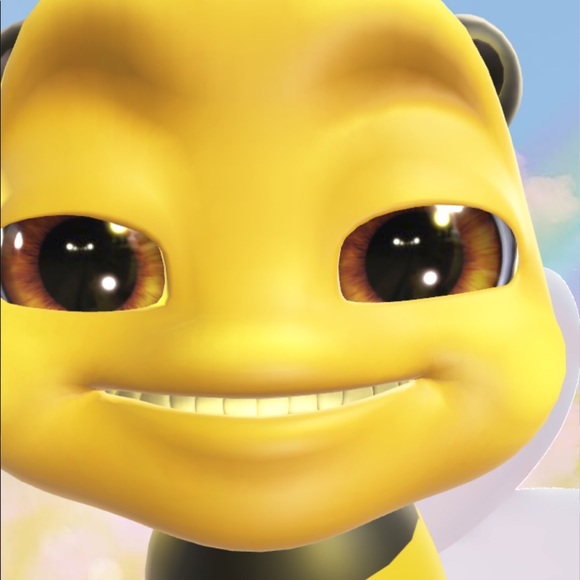 Profile Picture of Sophea Oseguera (@sopheaoseguera) on Poshmark