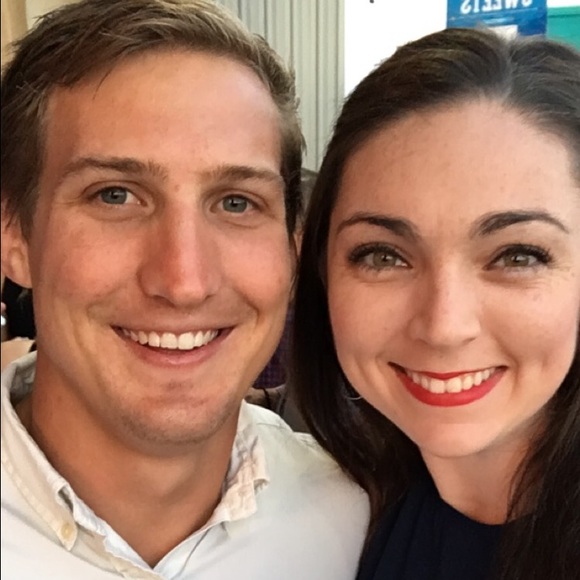 Profile Picture of Courtney Fourroux (@cstew0812) on Poshmark