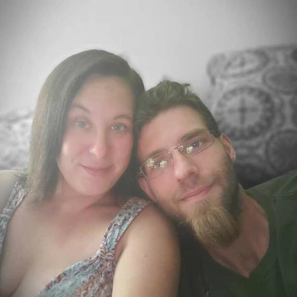 Profile Picture of Olivia Supinger (@oliviasupinger) on Poshmark