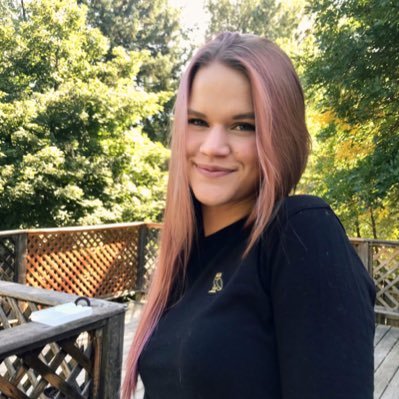 Profile Picture of Carl (@mathews_carly) on Twitter