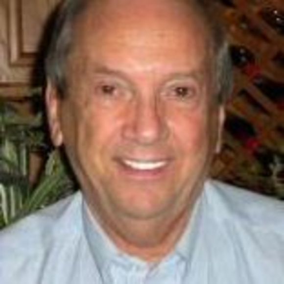 Profile Picture of Art Denicholas (@musicmanald) on Poshmark