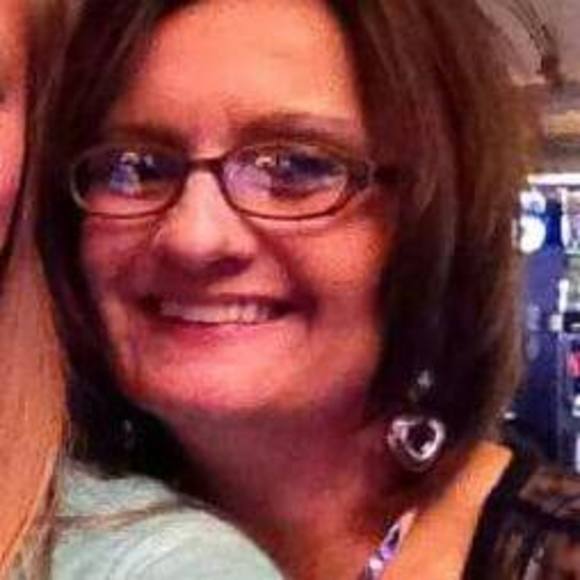 Profile Picture of Barbara Keanum-snow (@barbara1162) on Poshmark