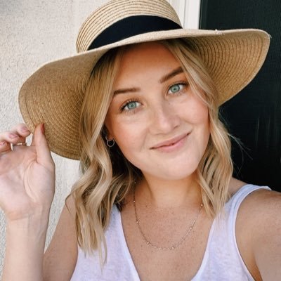 Profile Picture of Lauren Dean ❁ (@laurennnnn98) on Twitter