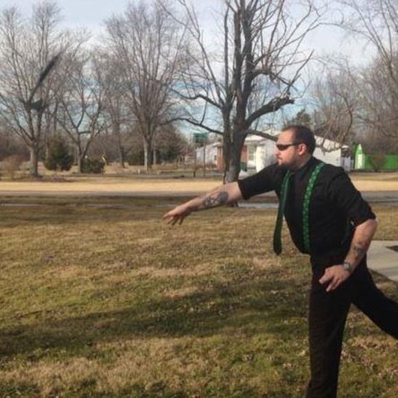 Profile Picture of Jon Harroff (@cavalier7477) on Poshmark