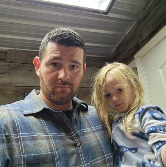 Profile Picture of Dustin Manley (@manleyd25) on Poshmark