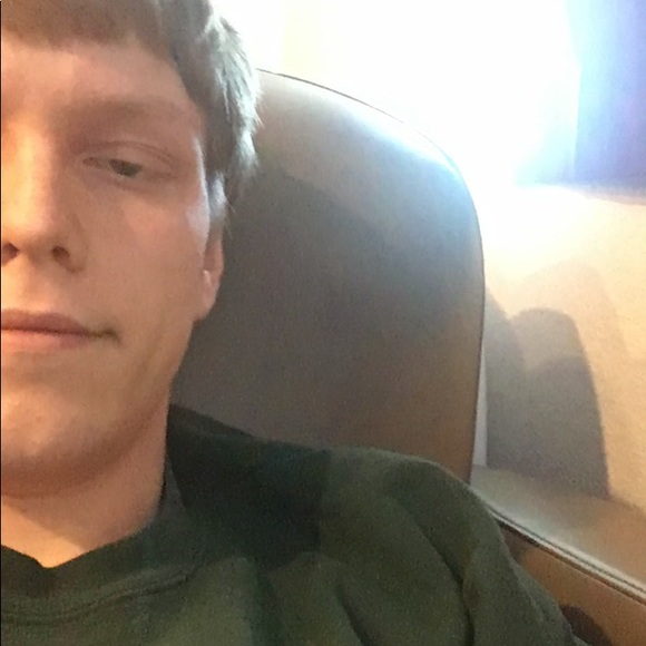 Profile Picture of Adrian Ahlbrandt (@abahl2000) on Poshmark