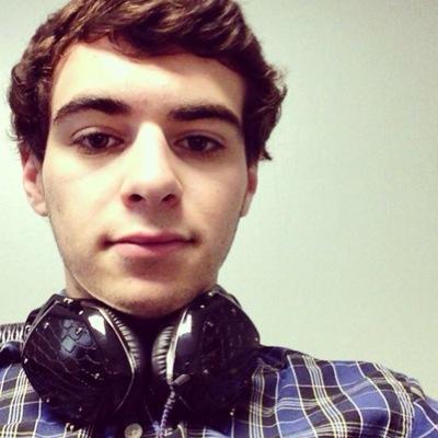 Profile Picture of Jack Lyle Richards (@JayEllRichy) on Twitter