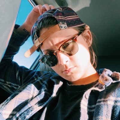 Profile Picture of Ana (@anagonzales__) on Twitter