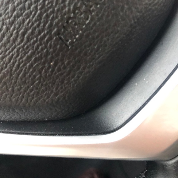 Profile Picture of Rob Tritz (@uconn33) on Poshmark