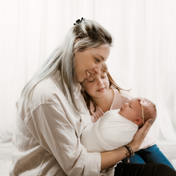 Profile Picture of Danielle Malec (@danielle_km) on Poshmark