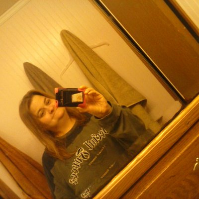 Profile Picture of Jeanette Yoderon Twitter