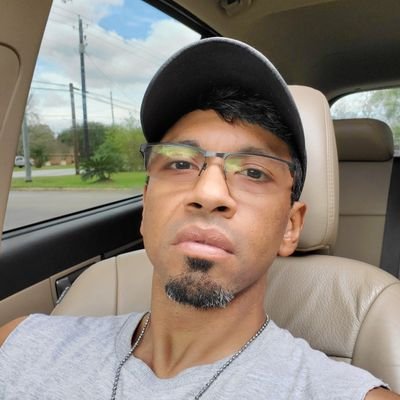 Profile Picture of Julian Glenn Alameda (@GlennAlameda) on Twitter