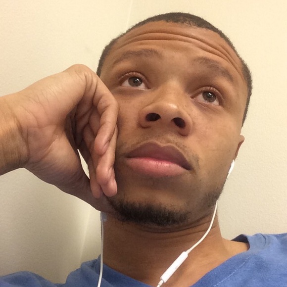 Profile Picture of Andrew Hardyway (@ahardyway) on Poshmark