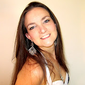 Profile Picture of Holly Hopper (@hophopholly) on Youtube