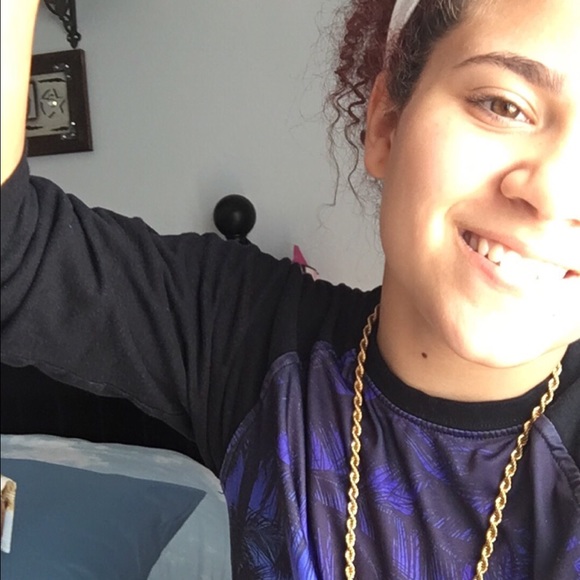 Profile Picture of Joseline Martinez (@joso2001) on Poshmark