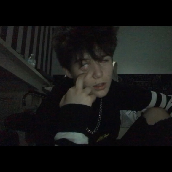 Profile Picture of Elliot Mihaly (@elliotmyguy) on Poshmark