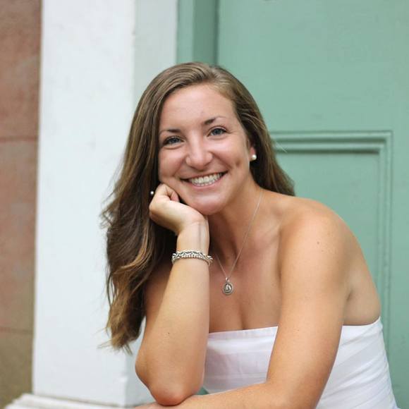 Profile Picture of Allison Hansen (@allisonhan713) on Poshmark