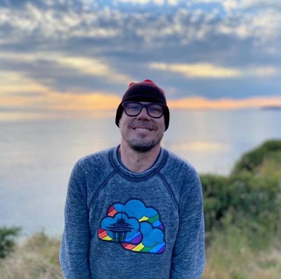 Profile Picture of Jim Elliott (@jimelliottrn) on Poshmark