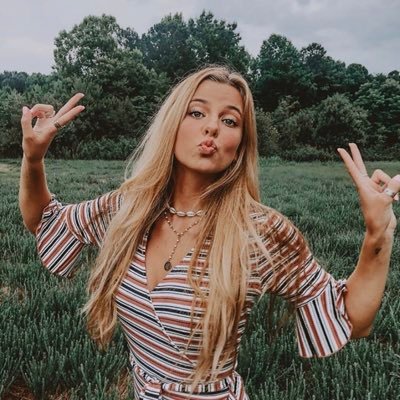 Profile Picture of Alexa Monty (@AlexaMonty1) on Twitter
