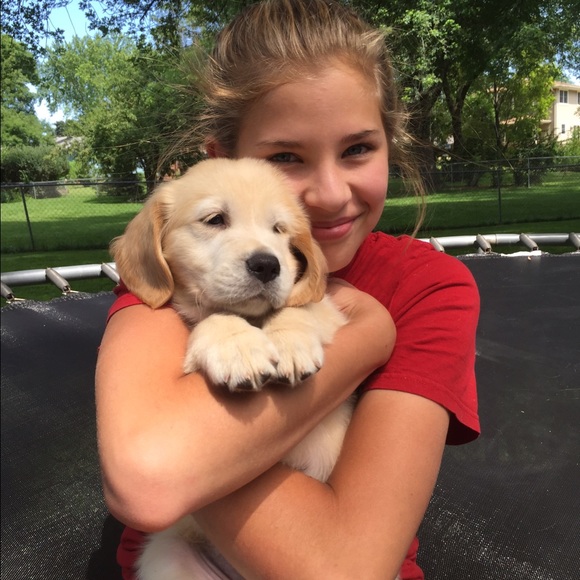 Profile Picture of Carleigh Drill (@carleighmd) on Poshmark