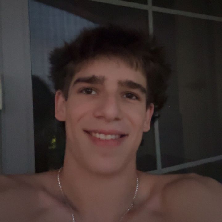 Profile Picture of Savard (@savard12) on Tiktok