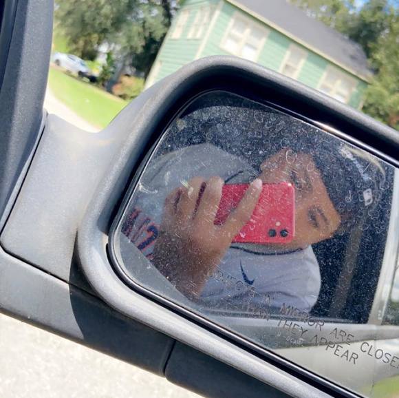 Profile Picture of Christian Rodrigues (@crisin) on Poshmark